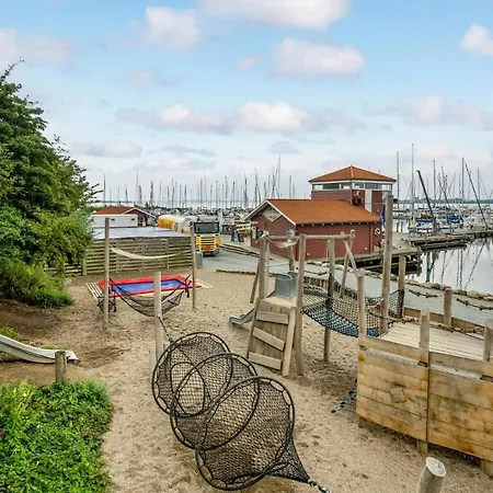 Amazing In With Sauna Nyaraló *