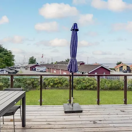 Nyaraló Amazing In With Sauna *